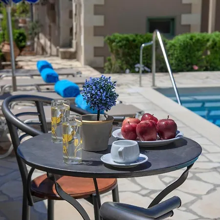 Argoulides Traditional Appartments Chania (Crete)