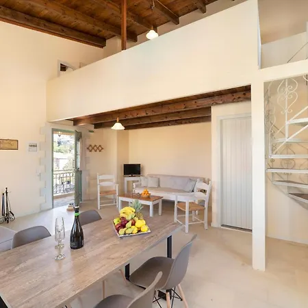 Argoulides Traditional Appartments דירה *
